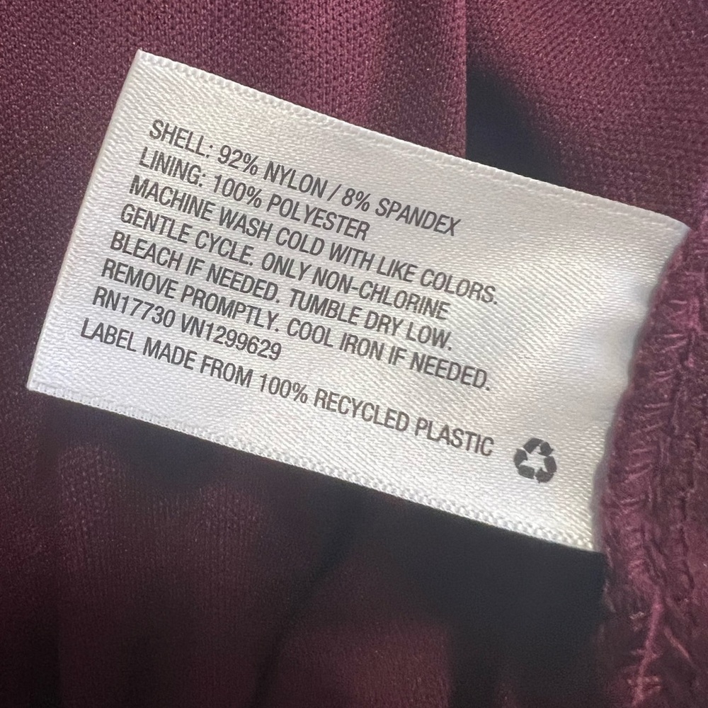 Xhiliration Medium Burgundy Red Lace Skirt Zip Holiday Formal Party - Picture 8 of 9